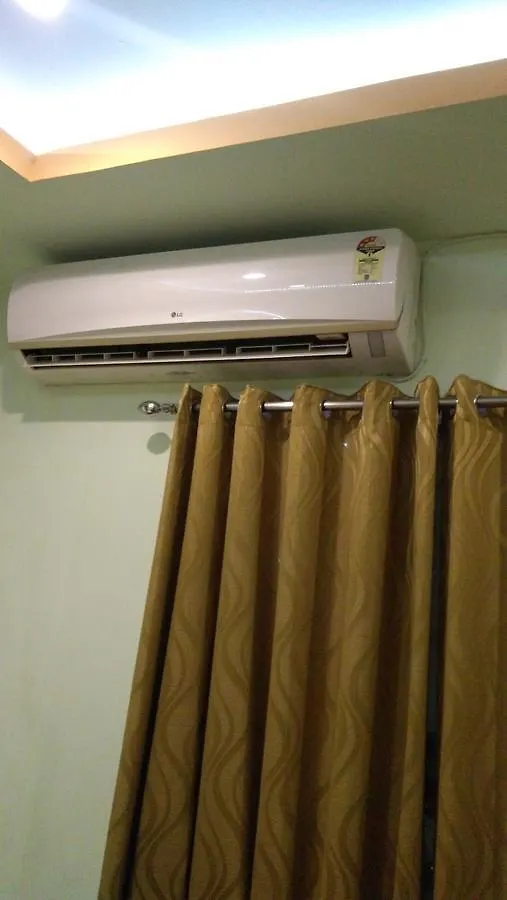 Hotel Picasso Varanasi Prime Location