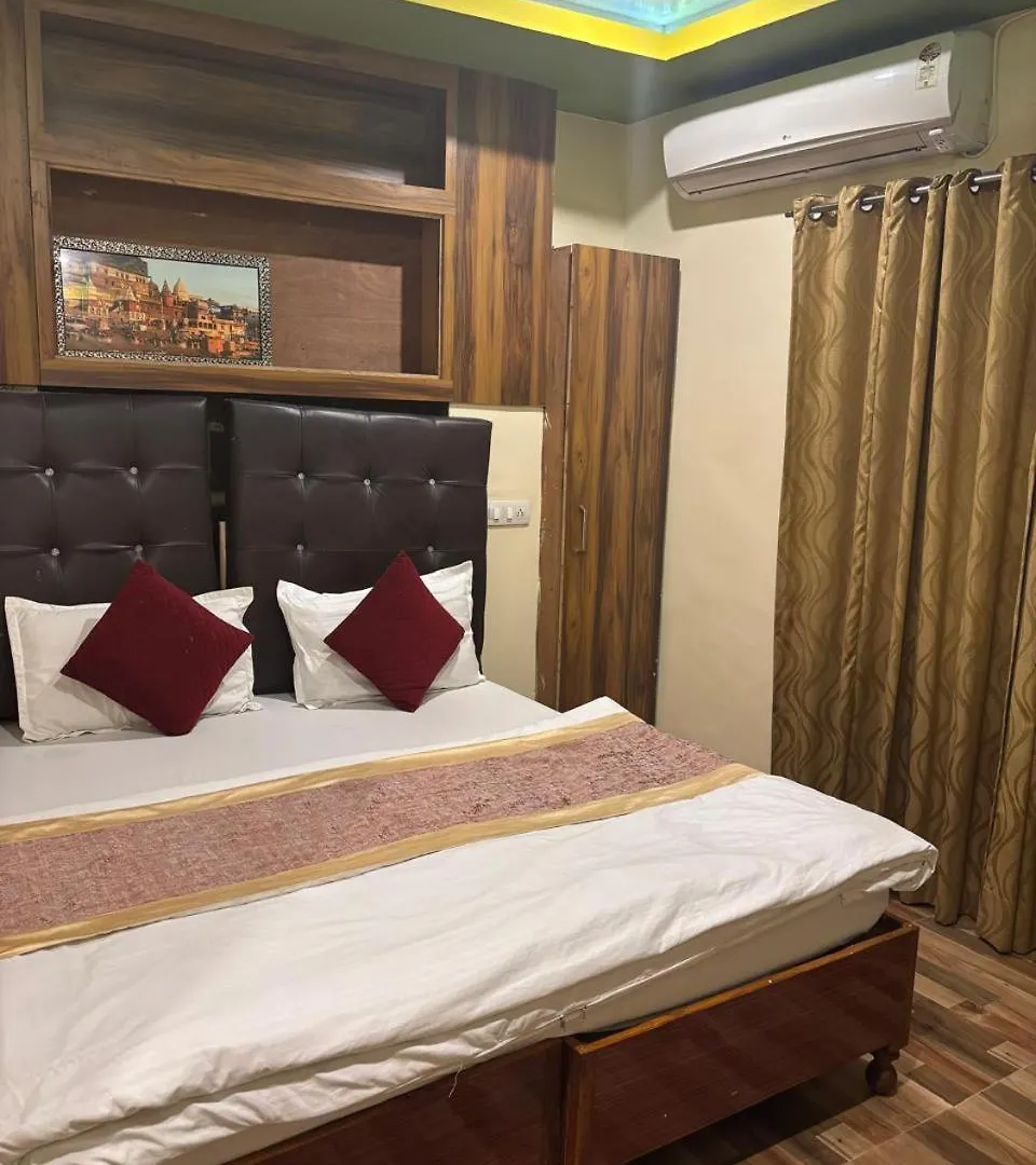 Hotel Picasso Varanasi Prime Location India